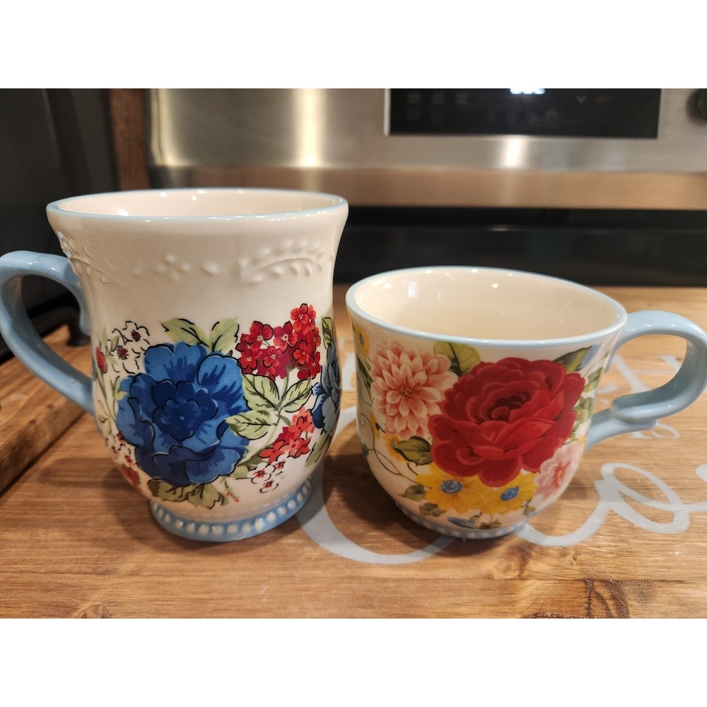 SET Pioneer Woman Classic Charm Floral Mug 17oz & Pioneer Woman Sweet Rose Mug